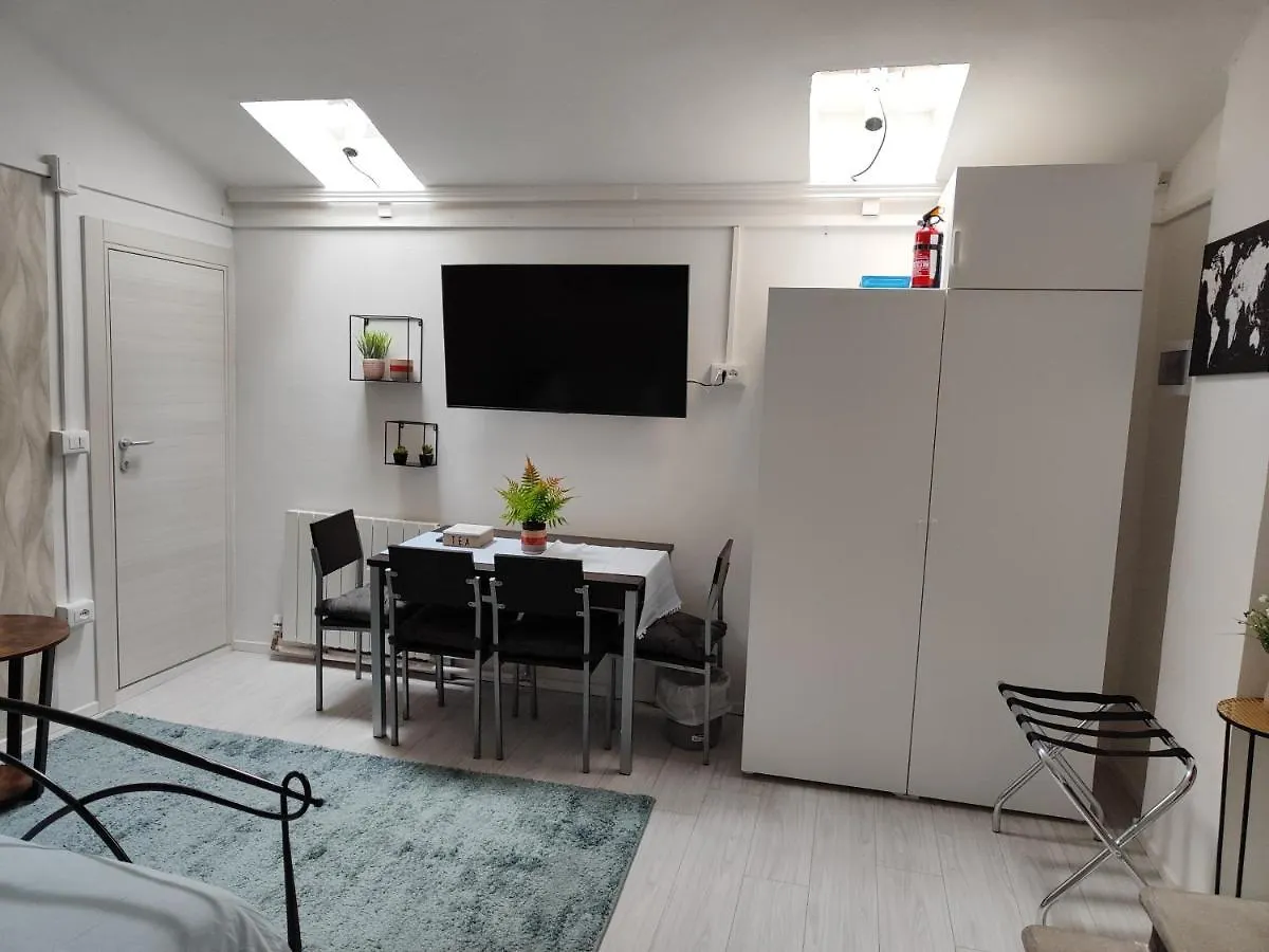 Bed and Breakfast Residenza Le Torri Bolonia 0*,