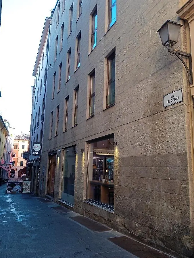 Bed and Breakfast Residenza Le Torri Bolonia Italia